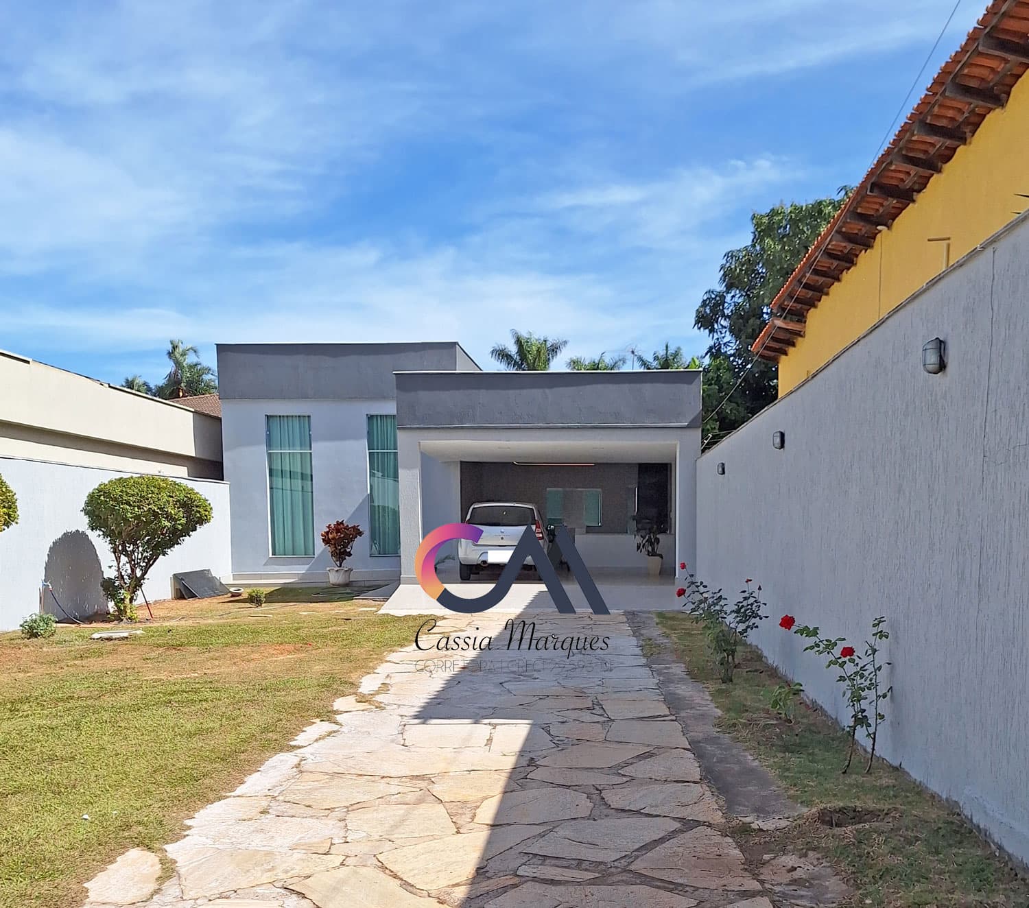 VENDE-SE Excelente Casa na Rua 8 de Vicente Pires-DF - Condomínio Fechado