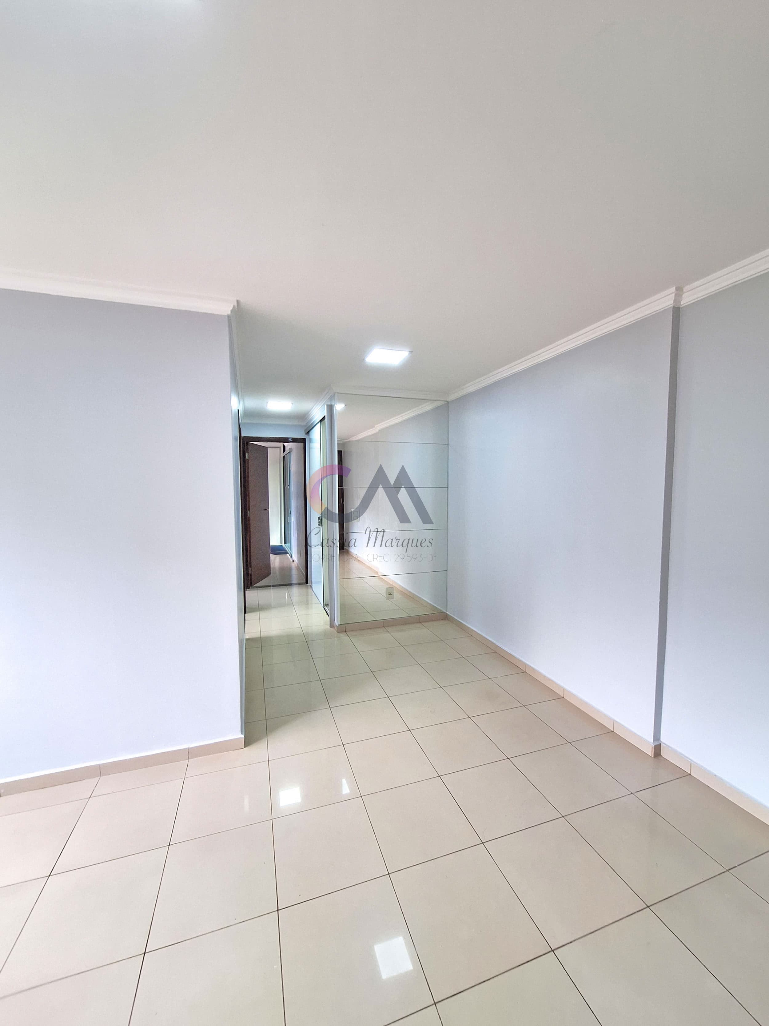 VENDE-SE na Rua 33 Sul - Nascente. Descubra o seu novo lar em Águas Claras, DF!