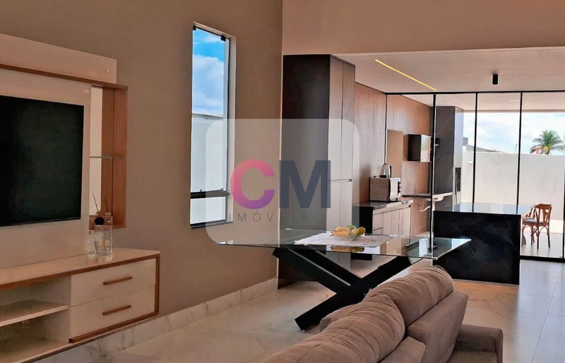 VENDE-SE -  Casa térrea na rua 10 - Vicente Pires-DF